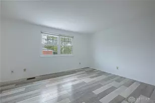 7535 Mt Hood, Dayton, OH 45424 - Photo 12