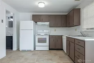 7535 Mt Hood, Dayton, OH 45424 - Photo 8