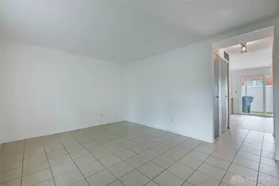 7535 Mount Hood, Dayton, OH 45424 - Photo 4