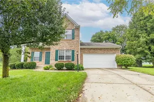 2880 Manor Ct, Troy, OH 45373 - Photo 2