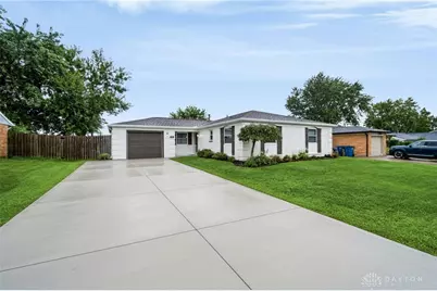 5916 Longford Road, Huber Heights, OH 45424 - Photo 4