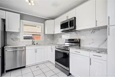5777 Jassamine Drive, Dayton, OH 45449 - Photo 12