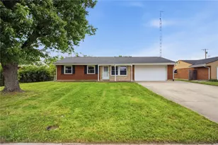 5777 Jassamine Dr, Dayton, OH 45449 - Photo 2