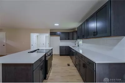 759 N Hampton Road, Bethel Twp, OH 45504 - Photo 14