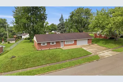 2821 Powhattan Place, Kettering, OH 45420 - Photo 2