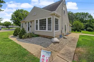 415 S Stadium Dr, Xenia, OH 45385 - Photo 2