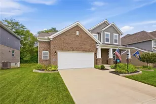681 Newton Dr, Beavercreek, OH 45434 - Photo 2