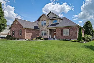 2054 Stablehand Dr, Dayton, OH 45458 - Photo 2
