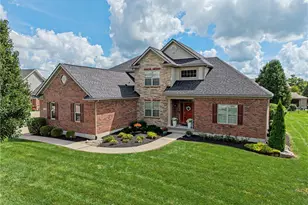 2054 Stablehand Dr, Dayton, OH 45458 - Photo 1