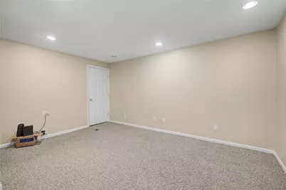 100 Greendale Drive, Kettering, OH 45429 - Photo 34