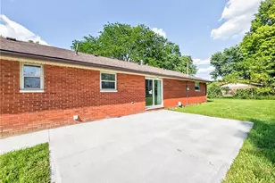 340 Essex Dr, Tipp City, OH 45371 - Photo 32