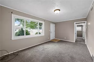 5255 Ferngrove Dr, Dayton, OH 45432 - Photo 4