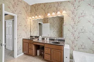 1376 Ironwood Dr, Turtlecreek Twp, OH 45036 - Photo 32
