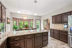 2335 Black Oak Dr, Troy, OH 45373 - Photo 6