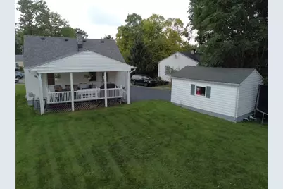 1828 N Sweetbriar Lane, Springfield, OH 45505 - Photo 4