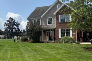 1600 Sunnington Grove Dr, Dayton, OH 45458 - Photo 1