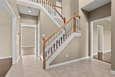1600 Sunnington Grove Drive, Dayton, OH 45458 - Photo 4