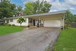 4112 Carondelet Dr, Dayton, OH 45440 - Photo 2