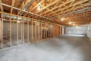 1119 Petrus Ct, Clearcreek Twp, OH 45458 - Photo 30