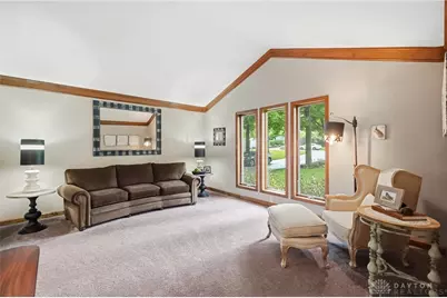 7670 Whispering Oaks Trail, Tipp City, OH 45371 - Photo 10