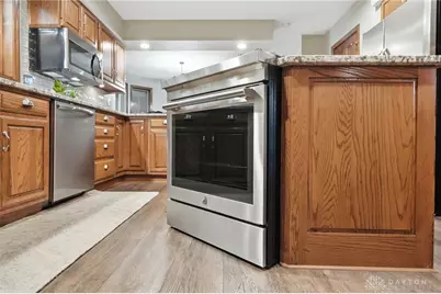 7670 Whispering Oaks Trail, Tipp City, OH 45371 - Photo 30