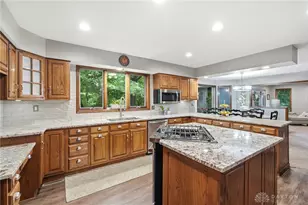 7670 Whispering Oaks Trail, Tipp City, OH 45371 - Photo 22