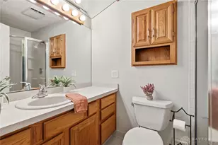 11 E Bonomo Dr, Fairborn, OH 45324 - Photo 38