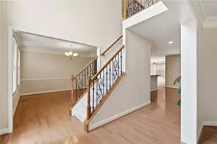 1413 Verna Ct, Dayton, OH 45458 - Photo 6