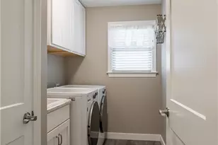 607 W Bentley Cir, Troy, OH 45373 - Photo 20
