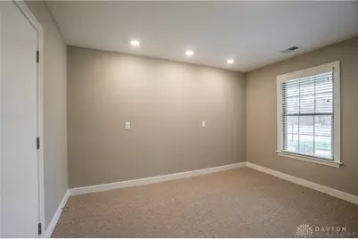 607 W Bentley Circle, Troy, OH 45373 - Photo 34