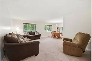 8919 Deep Forest Ln, Centerville, OH 45458 - Photo 6