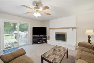 8919 Deep Forest Ln, Centerville, OH 45458 - Photo 12