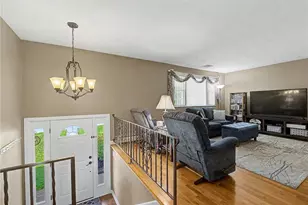 2454 Brahms Blvd, West Carrollton, OH 45449 - Photo 8