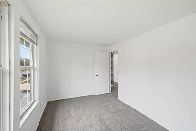 5880 Charlesgate Road, Huber Heights, OH 45424 - Photo 8