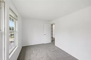 5880 Charlesgate Rd, Huber Heights, OH 45424 - Photo 8