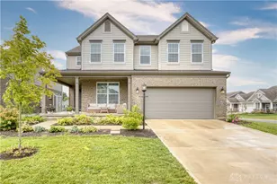 10111 Washington Gln Dr, Dayton, OH 45458 - Photo 1