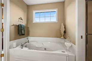 2560 Renwick Way, Troy, OH 45373 - Photo 34
