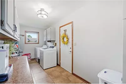 4041 Shadowleaf Drive, Bellbrook, OH 45305 - Photo 18