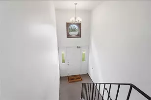 1334 Black Forest Dr, West Carrollton, OH 45449 - Photo 4