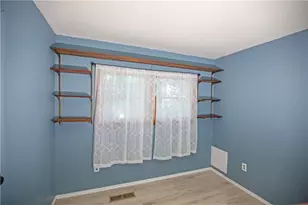 127 N Main St, Englewood, OH 45322 - Photo 8