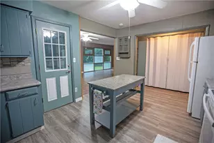 127 N Main St, Englewood, OH 45322 - Photo 6