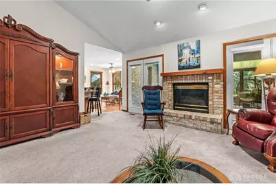 8495 Highmount Drive, Springboro, OH 45066 - Photo 6