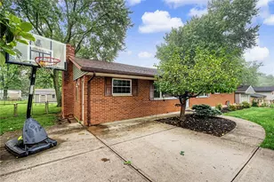 2863 Crone Rd, Beavercreek, OH 45434 - Photo 6