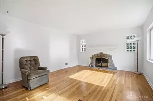 1041 Yorkshire Pl, Dayton, OH 45419 - Photo 6