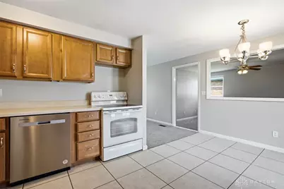 7700 Remmick Lane, Huber Heights, OH 45424 - Photo 4