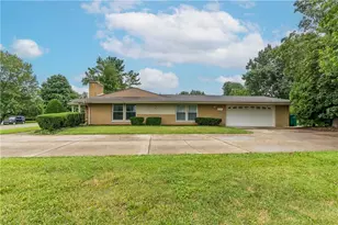 2165 Brookridge Dr, Beavercreek, OH 45431 - Photo 1