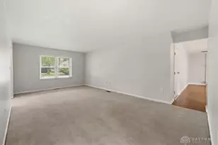 3792 Greenbay Dr, Dayton, OH 45415 - Photo 8