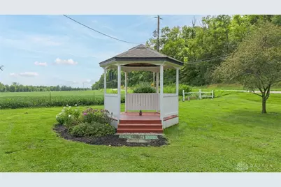 9366 Sandra Drive, New Paris, OH 45347 - Photo 6