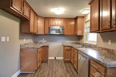605 Wedgewood Avenue, Kettering, OH 45429 - Photo 10