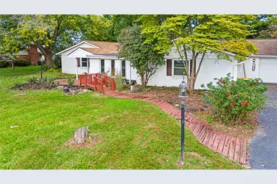 5625 Bradley Drive, Tipp City, OH 45371 - Photo 2